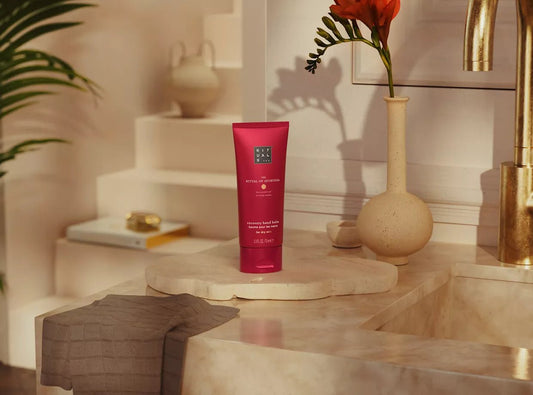 The Ritual of Ayurveda – Baume Récupérateur pour les Mains 70 ml